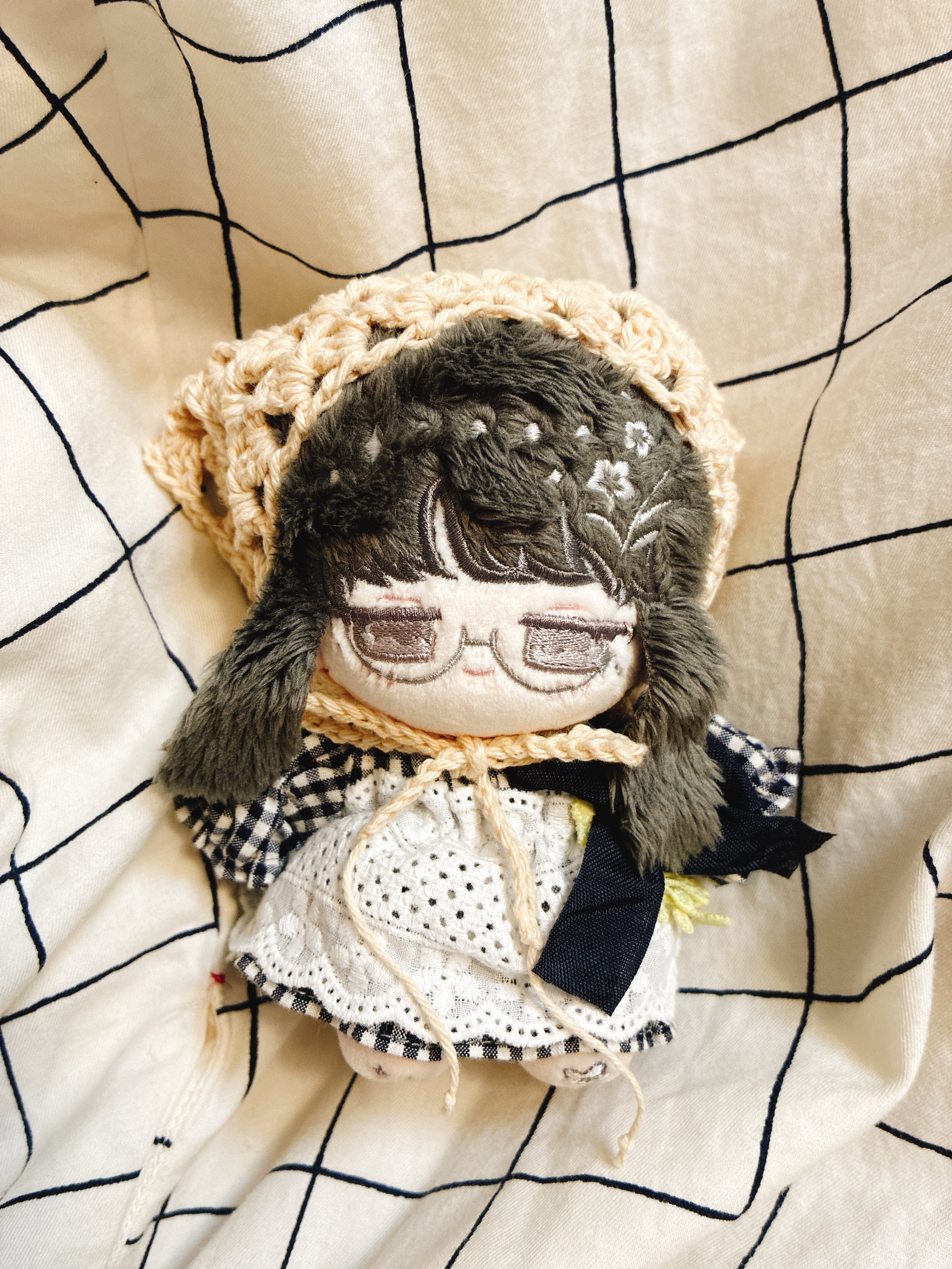 アートドール ハンドメイド ぬいぐるみ 子猫 バブーシュカ付き fda8cb2e39f233b6a40cf093d5ddbd