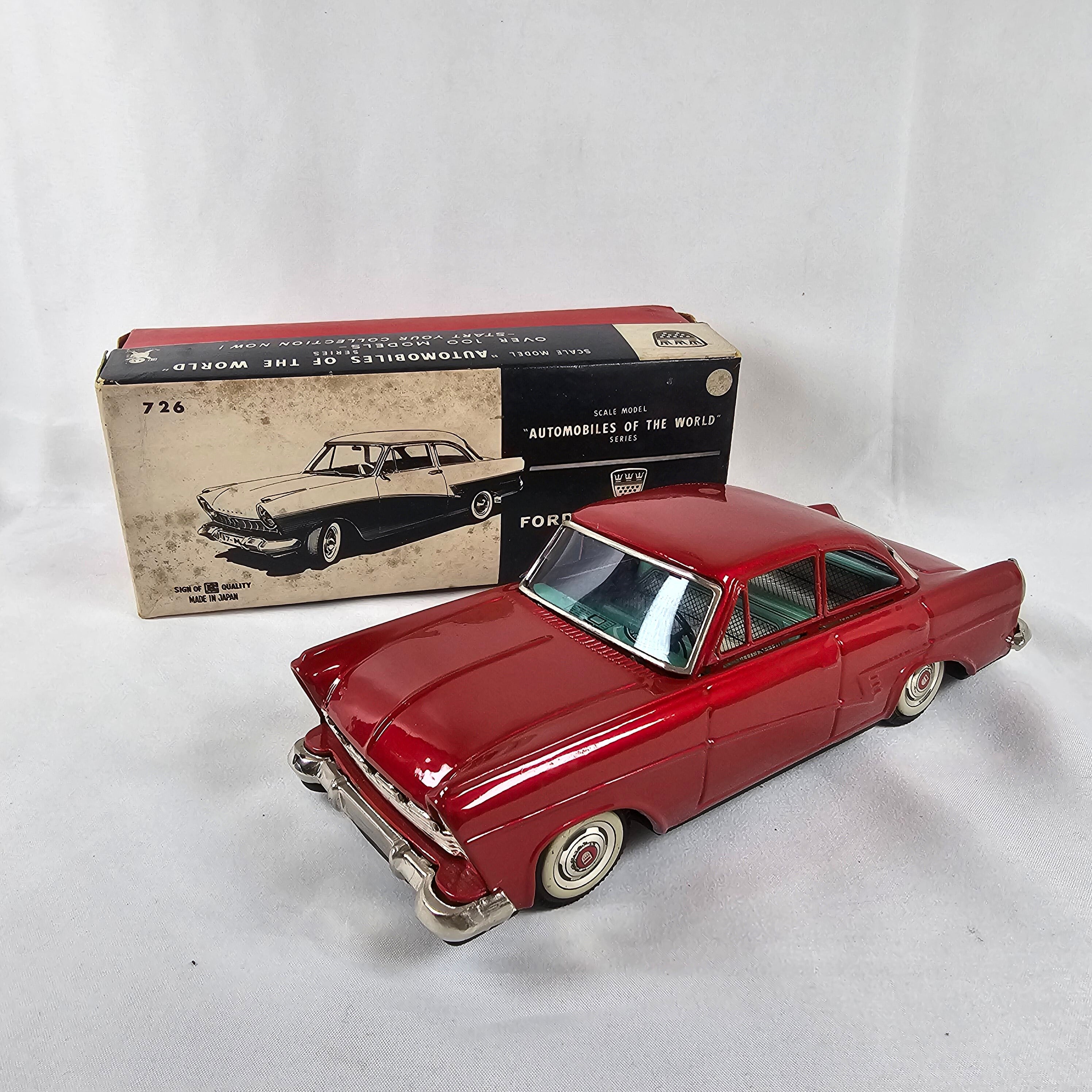 【極希少】萬代屋 BC赤函 フォード ターナス 17M 1950s ブリキ 箱 極希少】萬代屋 BC赤函 フォード ターナス 17M 1950s ブリキ 箱 | Over