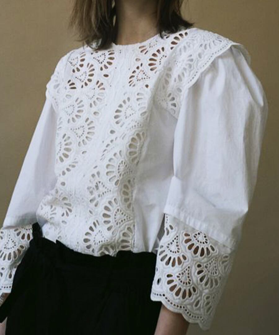 透かし刺繍◆ホワイトブラウス【t-10383】
