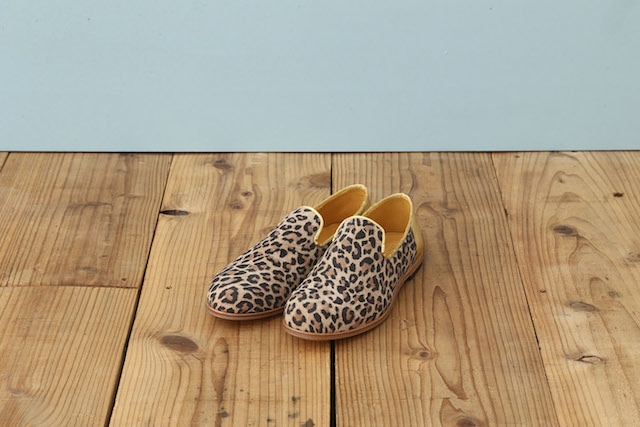 SLIP-ON SHOES (LEOPARD)