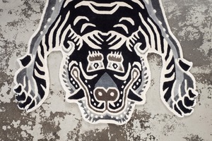 Tibetan Tiger Rug 《Mサイズ•シルク•オリジナル1•モノクロ097》チベタンタイガーラグ