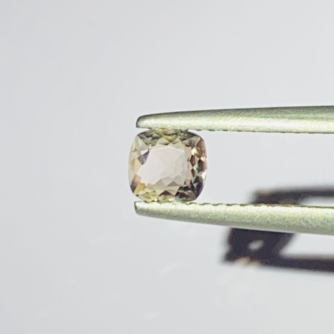 多色性楽しい♡ピンクダイアスポア