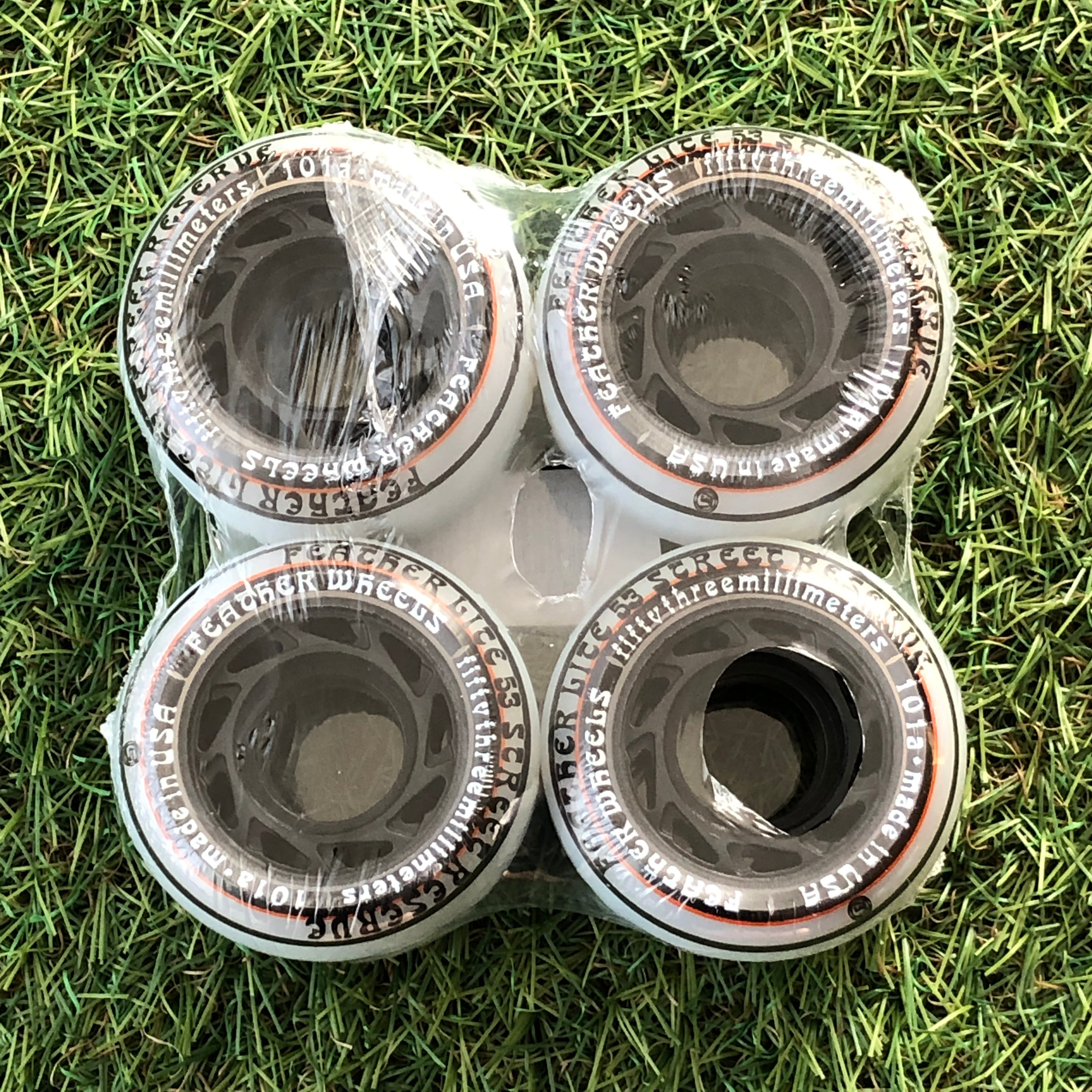 FEATHER WHEEL フェザーウィール LIGHT V1 53mm 101A WT/OR【スケートボード スケボー skate skateboard ウィール インテリア 雑貨】 | ahun.skateboarding.life powered by BASE FEATHER WHEEL フェザーウィール LIGHT V1 53mm 101A WT/OR【スケートボード スケボー skate skateboard ウィール インテリア 雑貨】 | ahun.skateboarding.life powered by BASE
