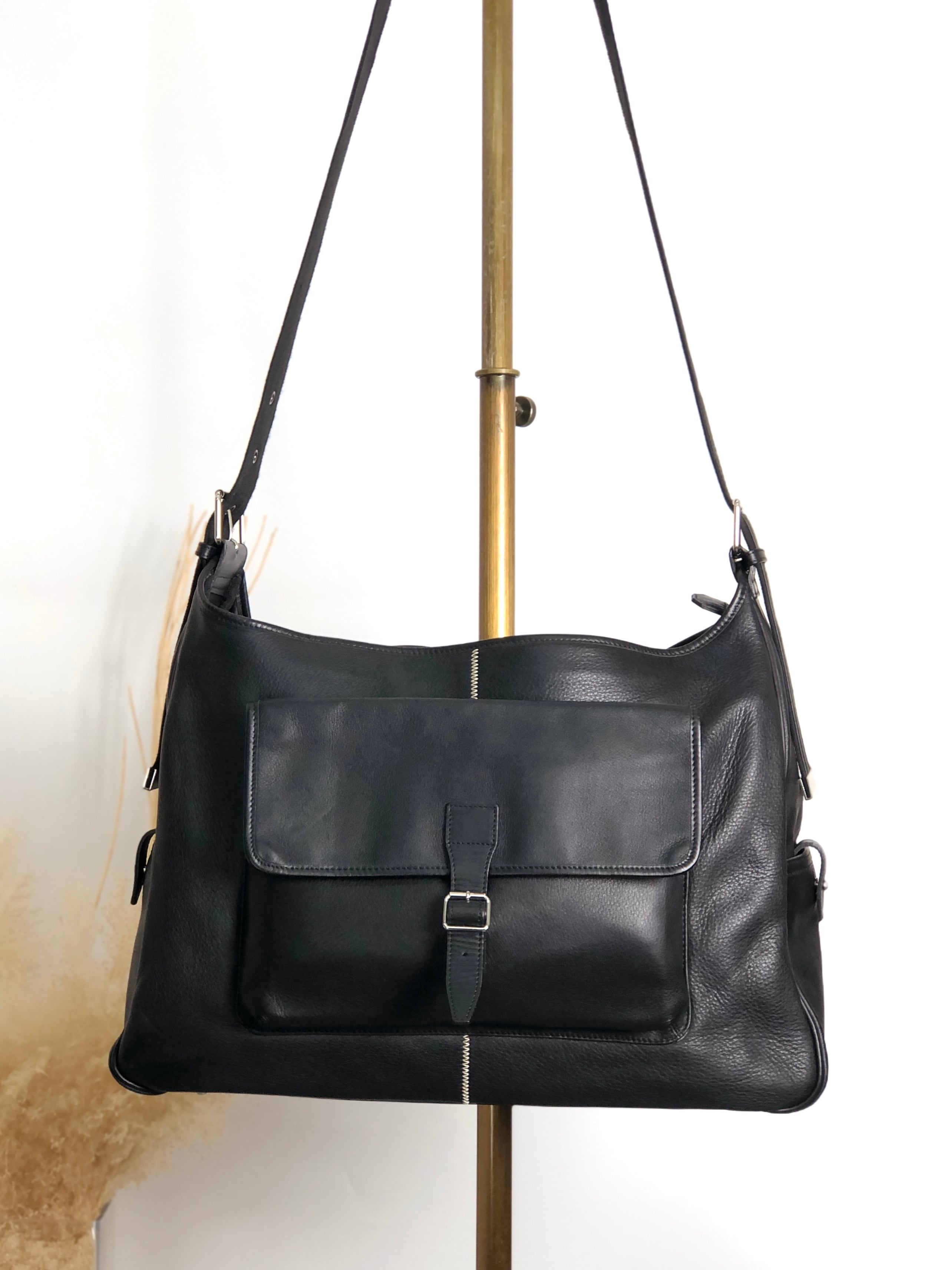 BURBERRY バーバリー ショルダーバッグ ブラック ロゴ レザー フロントバックル vintage ヴィンテージ オールド tpmx3y