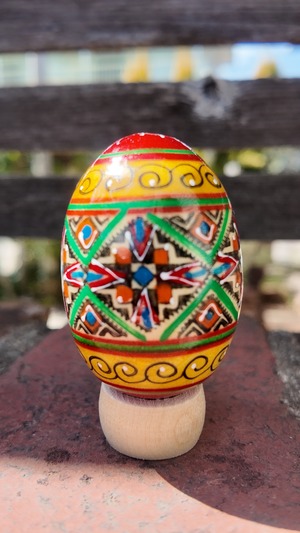 装飾用木製プィサンカ（イースターエッグ）with stand　コロミヤモデル