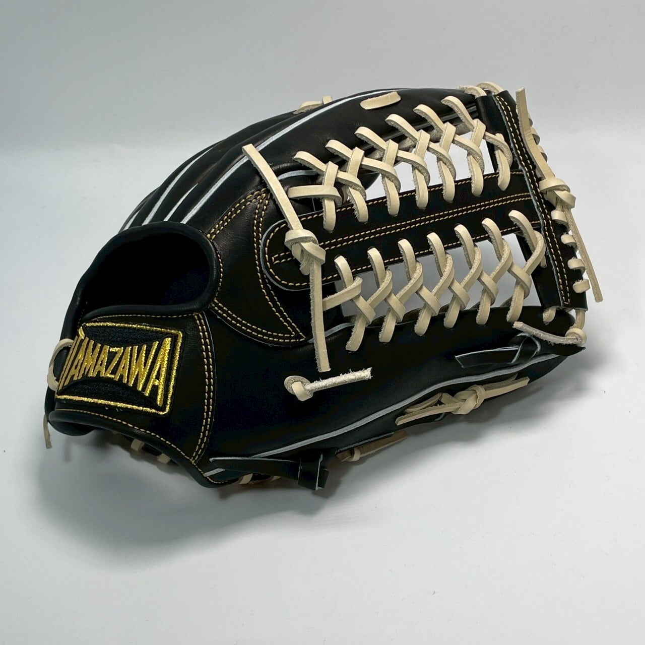 【硬式】玉澤 外野手用グローブ TUG-57DX型 トルネードウェブ(本体:ブラック 紐:キャメル)|タマザワ