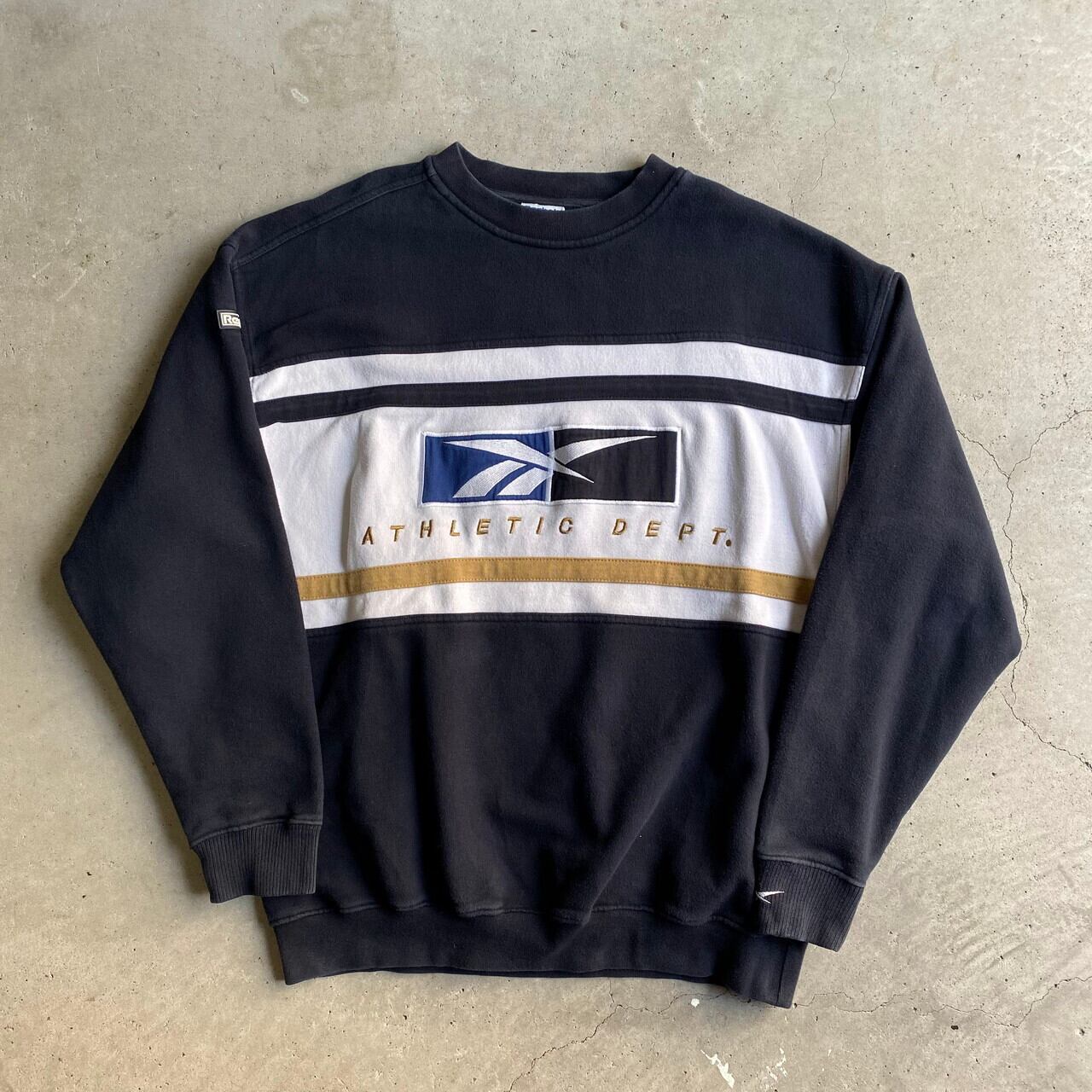 90年代 ヴィンテージ リーボック ビッグロゴ刺繍 スウェットシャツ メンズxl相当 古着トレーナー Reebok ブラック 黒 90s ビンテージ スウェット Ws22 15 Cave 古着屋 公式 古着通販サイト