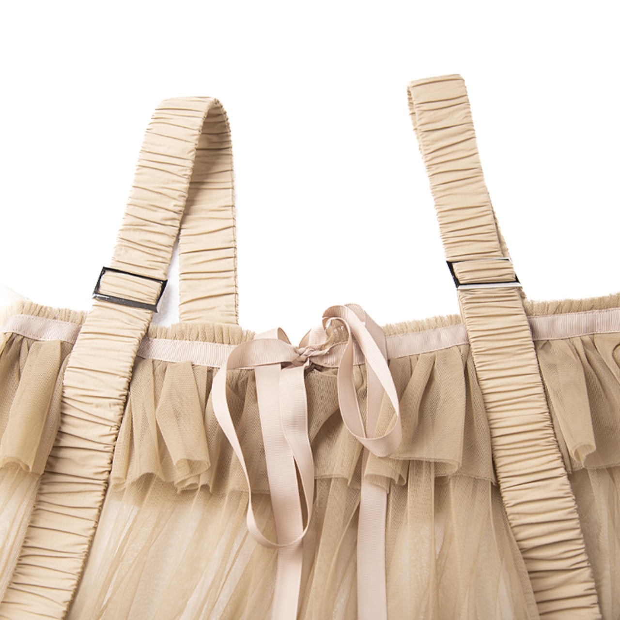 A mid-length A-line mesh skirt(ME053)