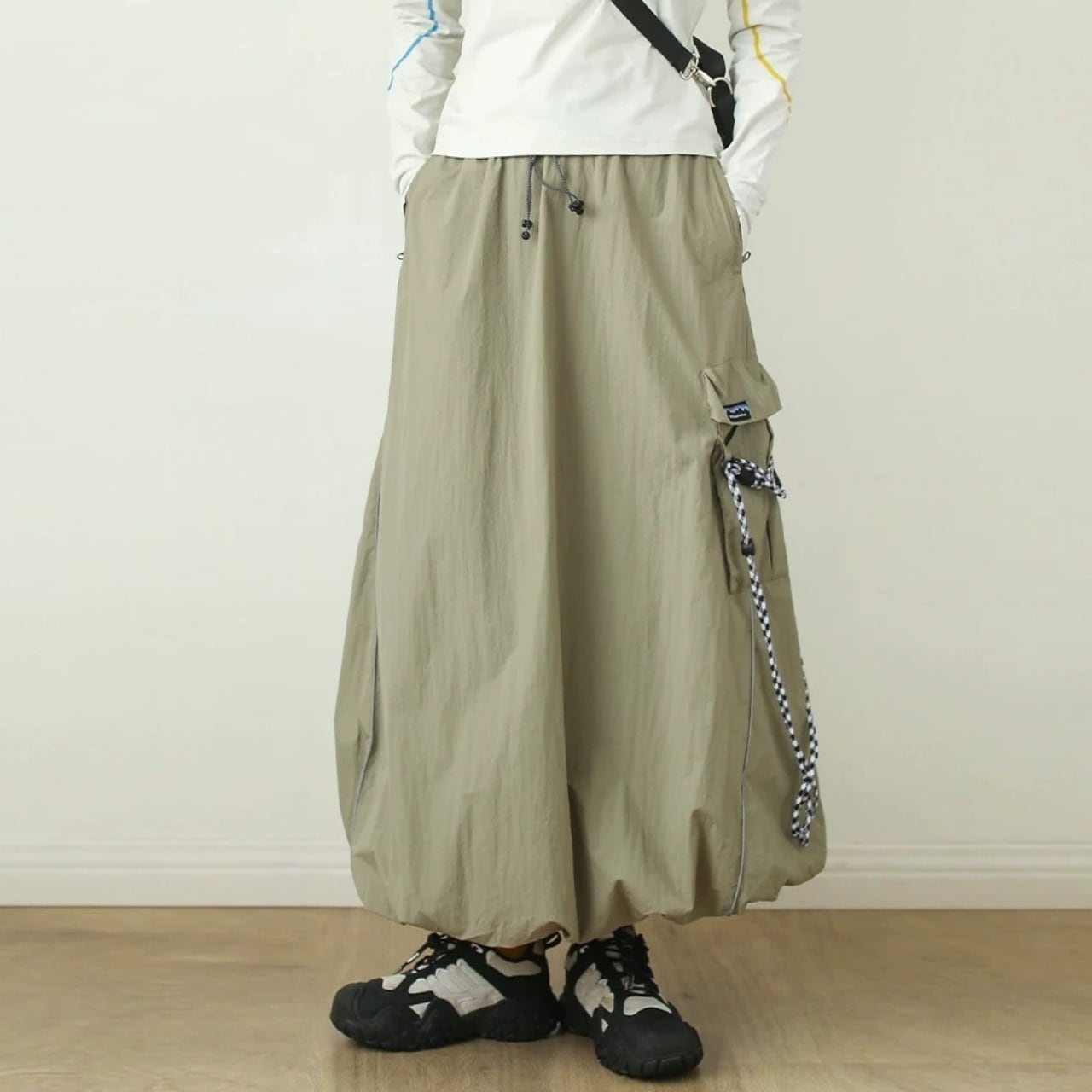 テックバルーンカーゴスカート C01464