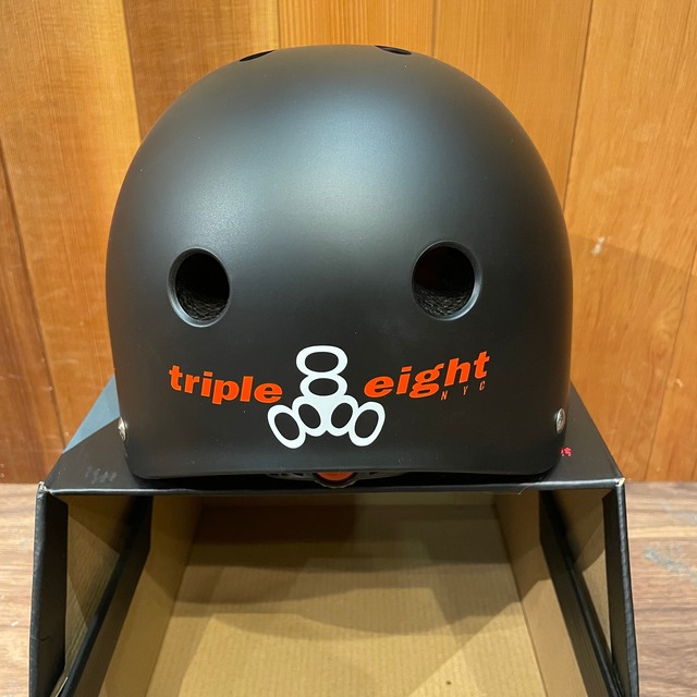 【TRIPLE EIGHT】youth size helmet