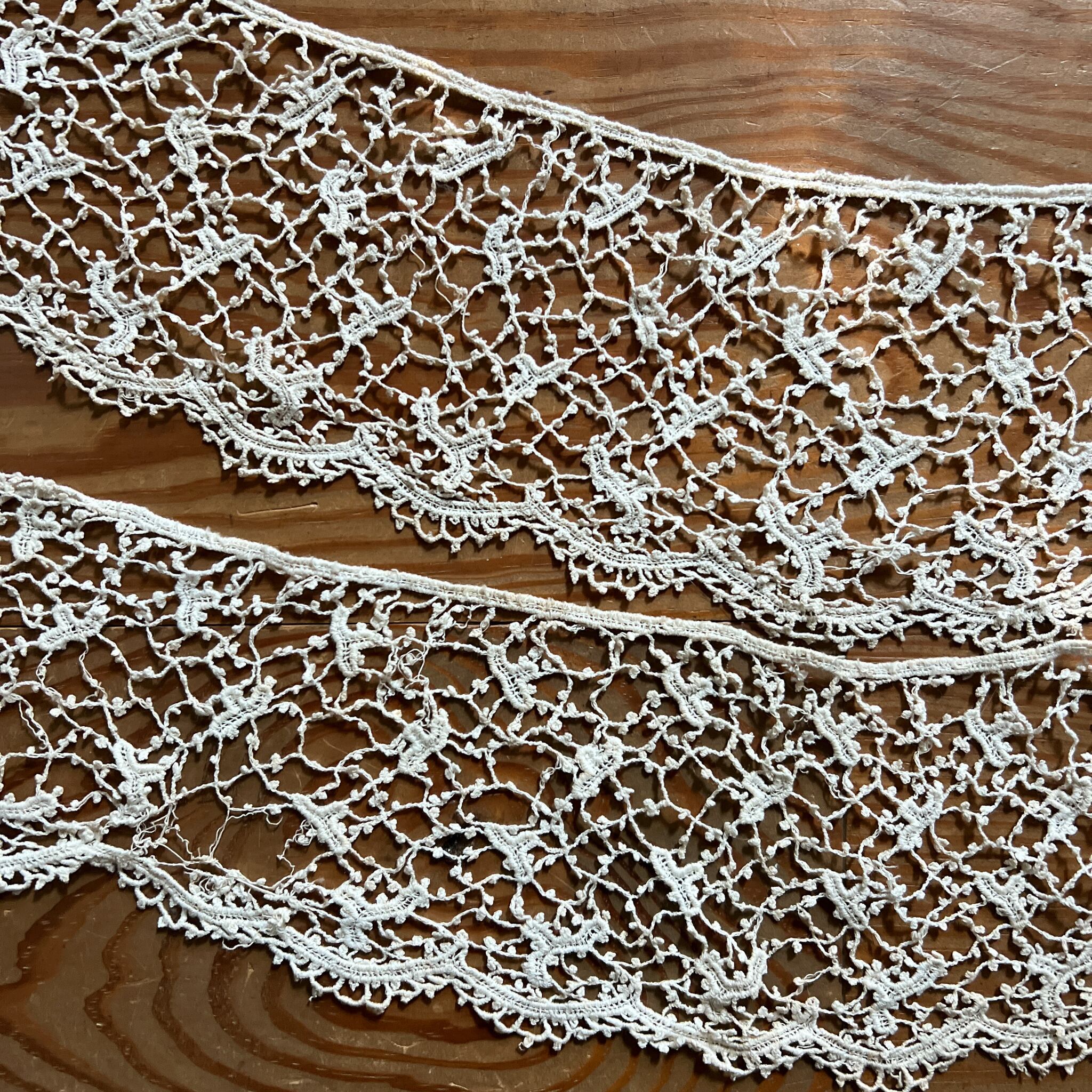 古いレース(A) ハギレ ドイリー フランスアンティーク ヴィンテージ