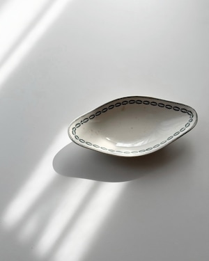 Sarreguemines サルグミンヌ / “NOBILIS” ローリエ模様のラヴィエ