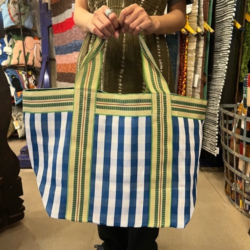 Striped Vinyl Tote Bag　Blue check　ビニールトートバッグ ストライプ　ブルーチェック　エシカル ビニールバッグ リサイクルプラスチック 雑貨　バッグ　ストライプ　チェック　ブルー　青　