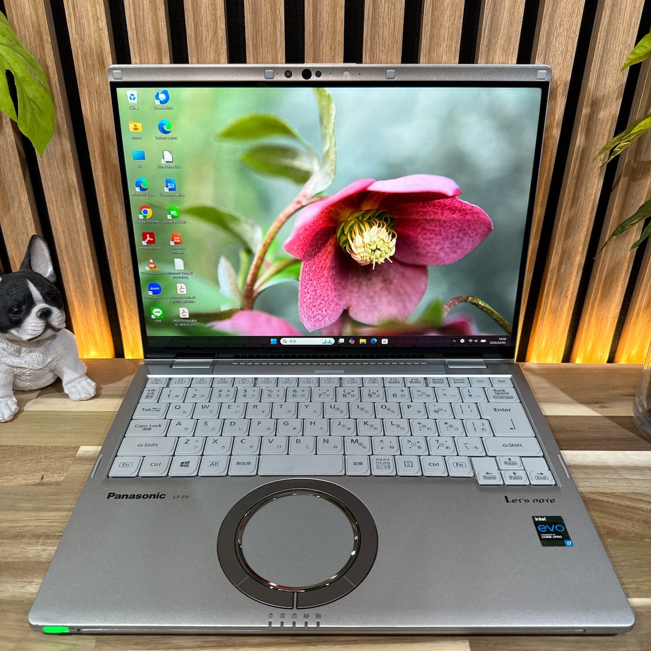 \ 公式ショップ限定価格❣️/ 準美品《タッチパネル式》Let's note FV1 最高峰i7 第11世代 メモリ16GB SSD256GB ノートパソコン 安心サポート&3ヶ月保証付き