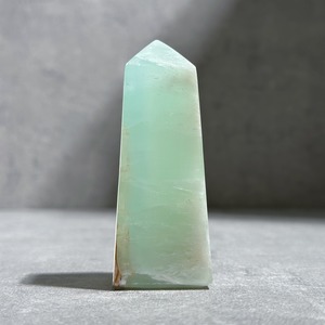 【高品質】カリビアンブルーカルサイト タワー34◇ Caribbian Blue Calcite ◇天然石・鉱物・パワーストーン