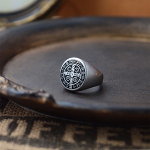 ベネディクトシグネットリング