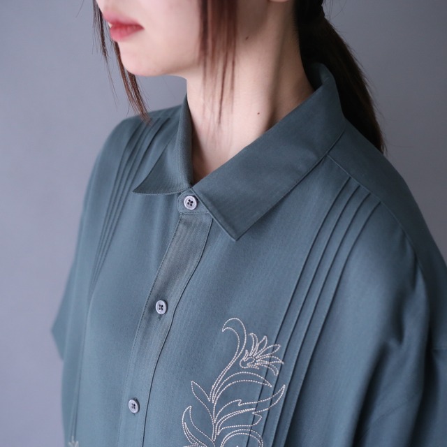 "刺繍" front and back design over silhouette h/s shirt