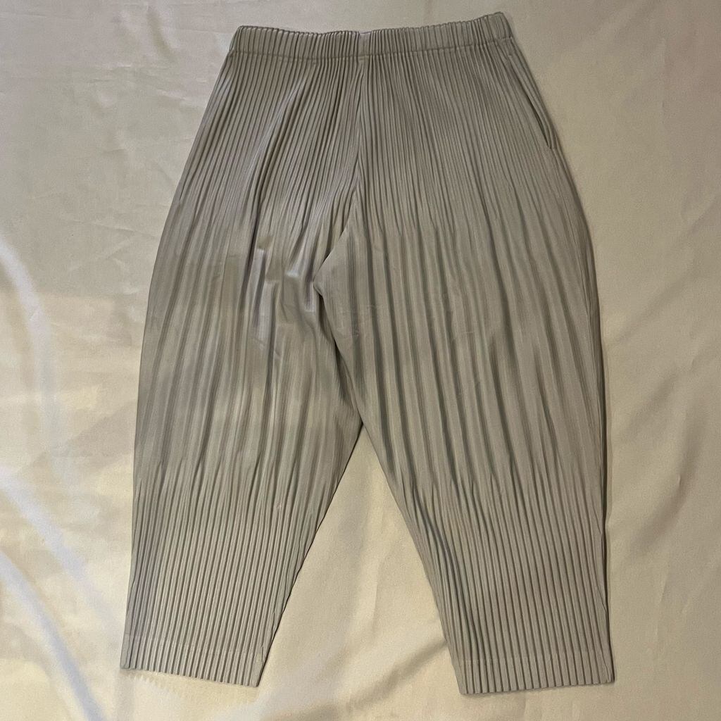 HOMME PLISSE ISSEY MIYAKE オムプリッセイッセイミヤケ Basics Pleats