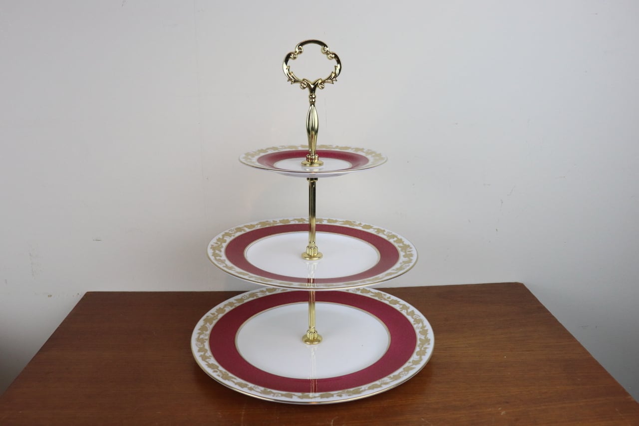 ウェッジウッド ワイルドストロベリー フラワーベース 花瓶 WILD