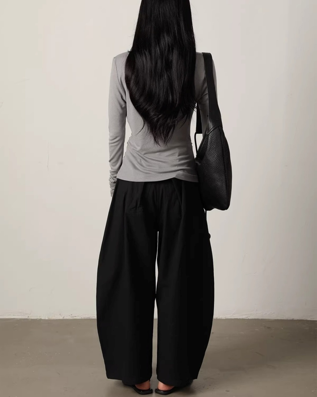 Wide tuck-In balloon Pants L0089
