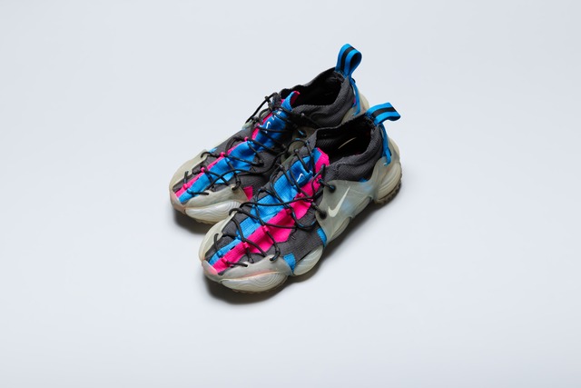 NIKE ISPA LINK AXIS