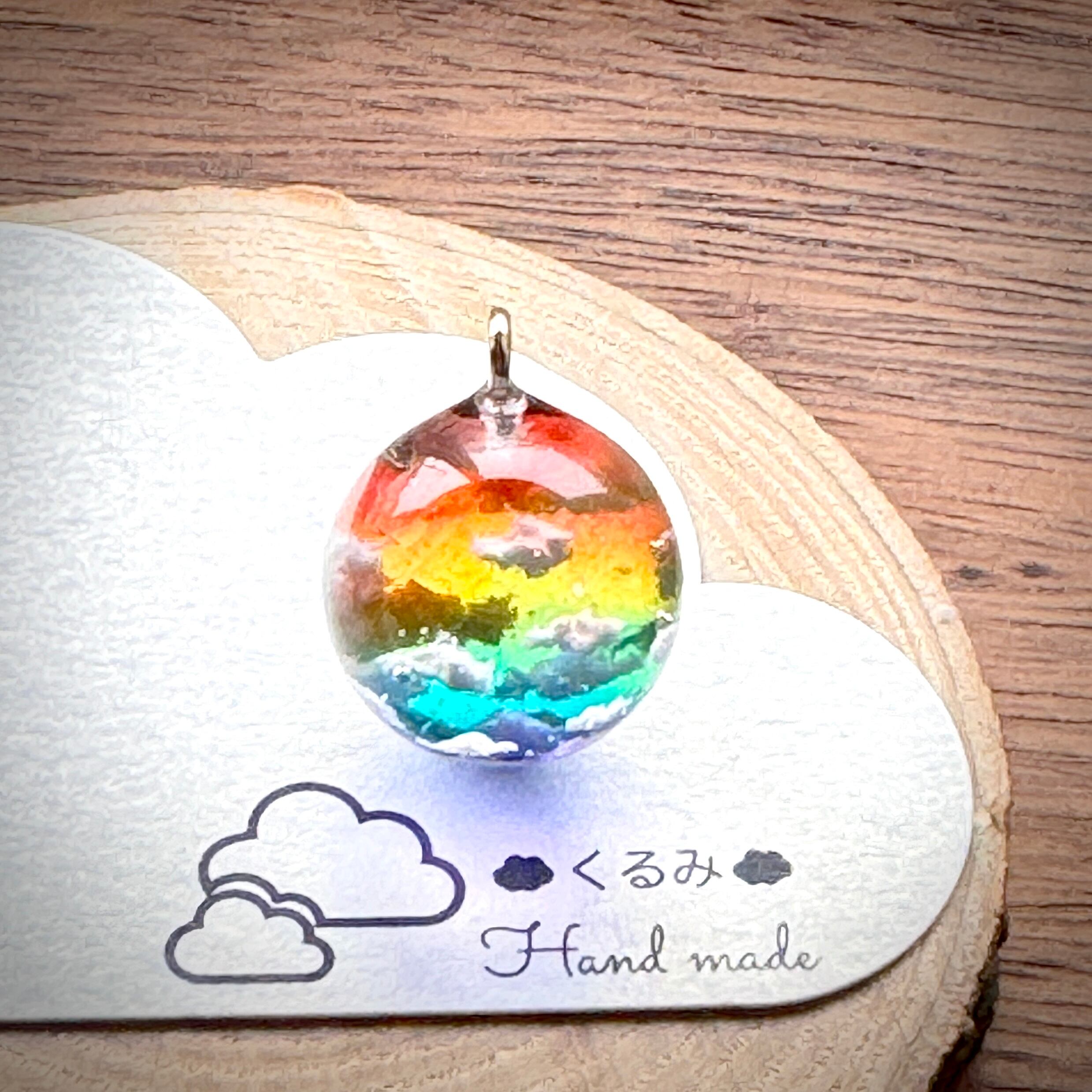 空&雲ペンダント まん丸 虹色の空 20mm. ゴールド C