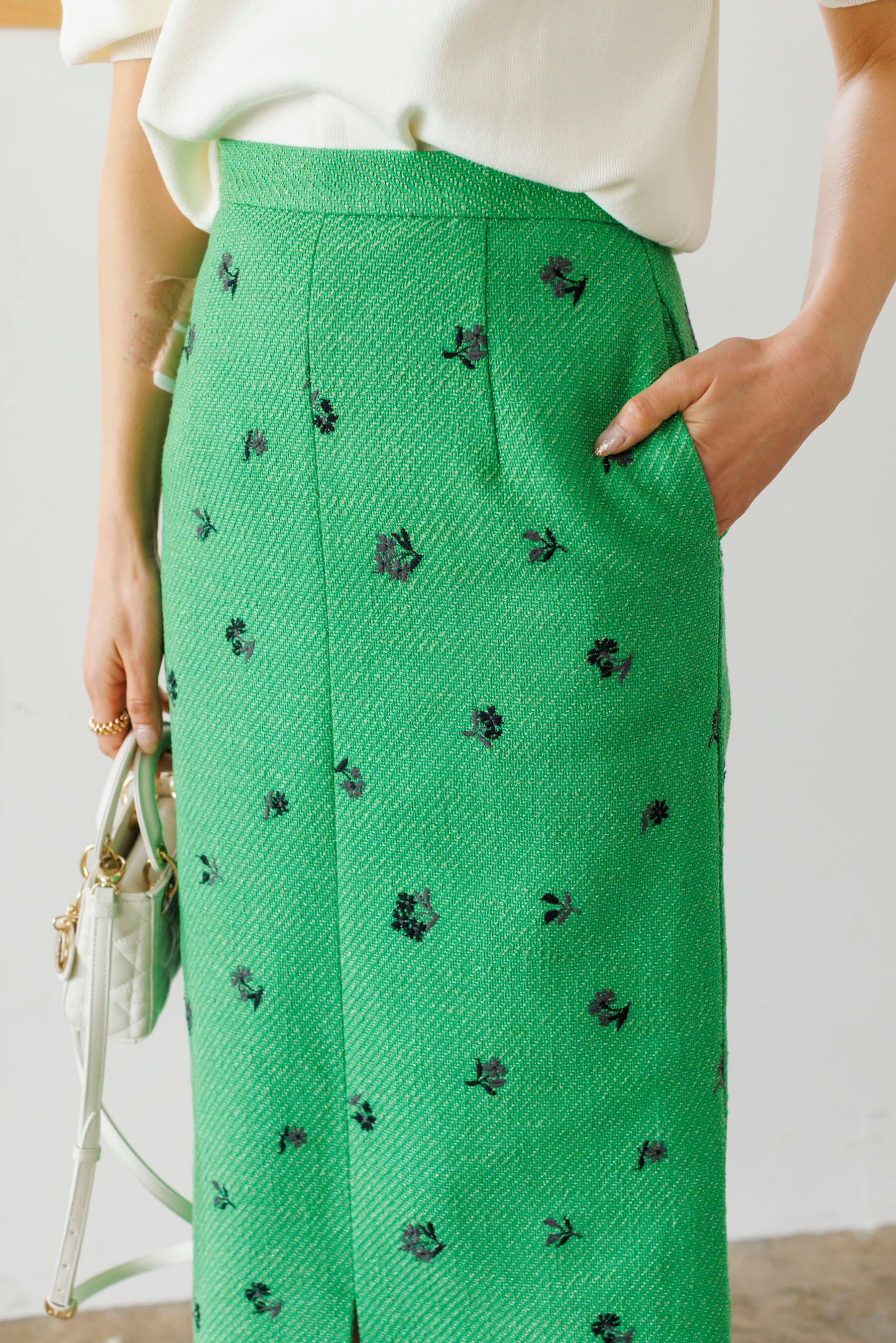 3/15(fri)21:00ーOriginal embroidery tweed skirt | Bluelea 