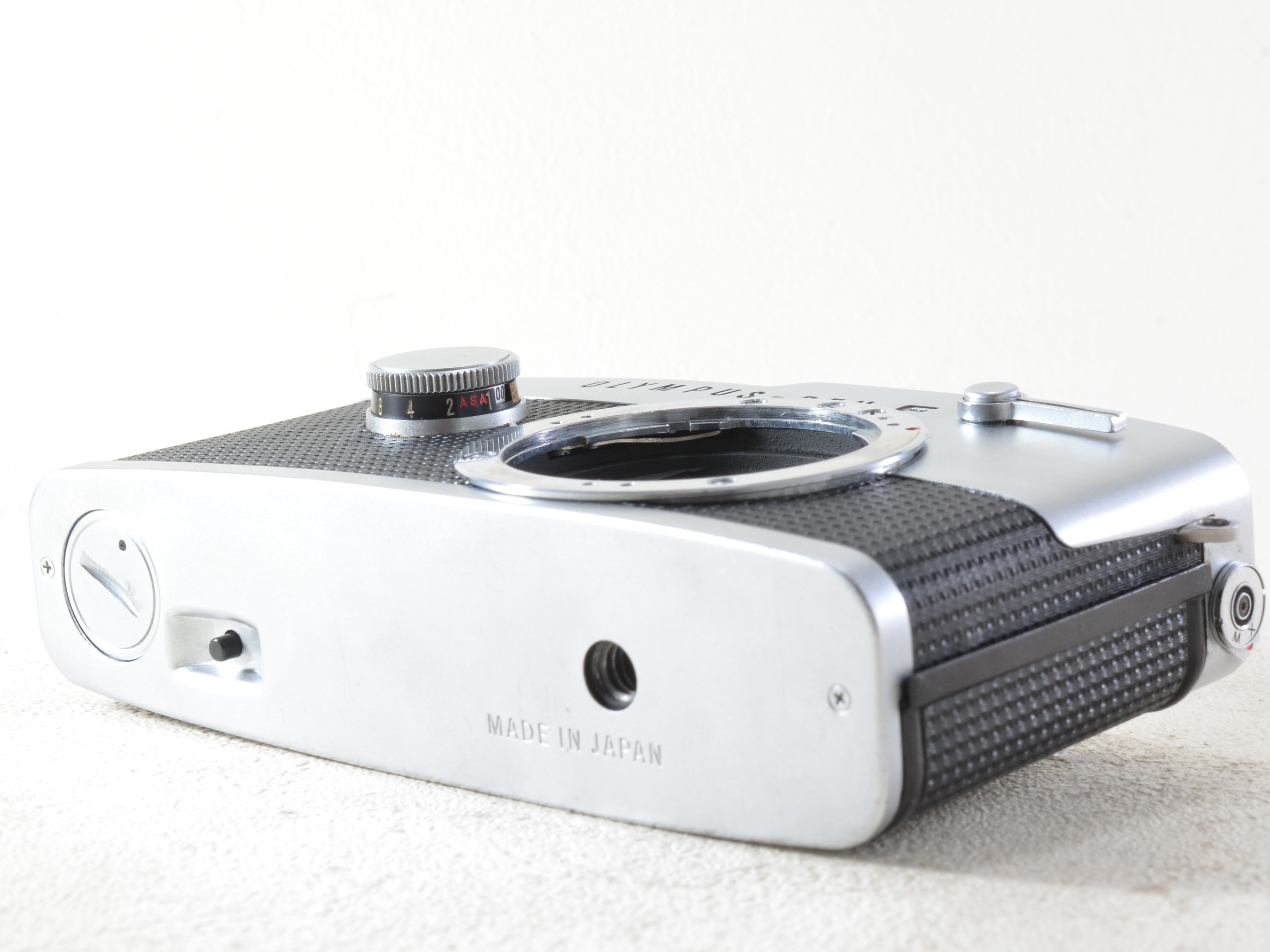 ハーフカメラの代表格】OLYMPUS PEN FT ボディ 整備済 ハーフカメラの代表格】OLYMPUS PEN FT ボディ 整備済