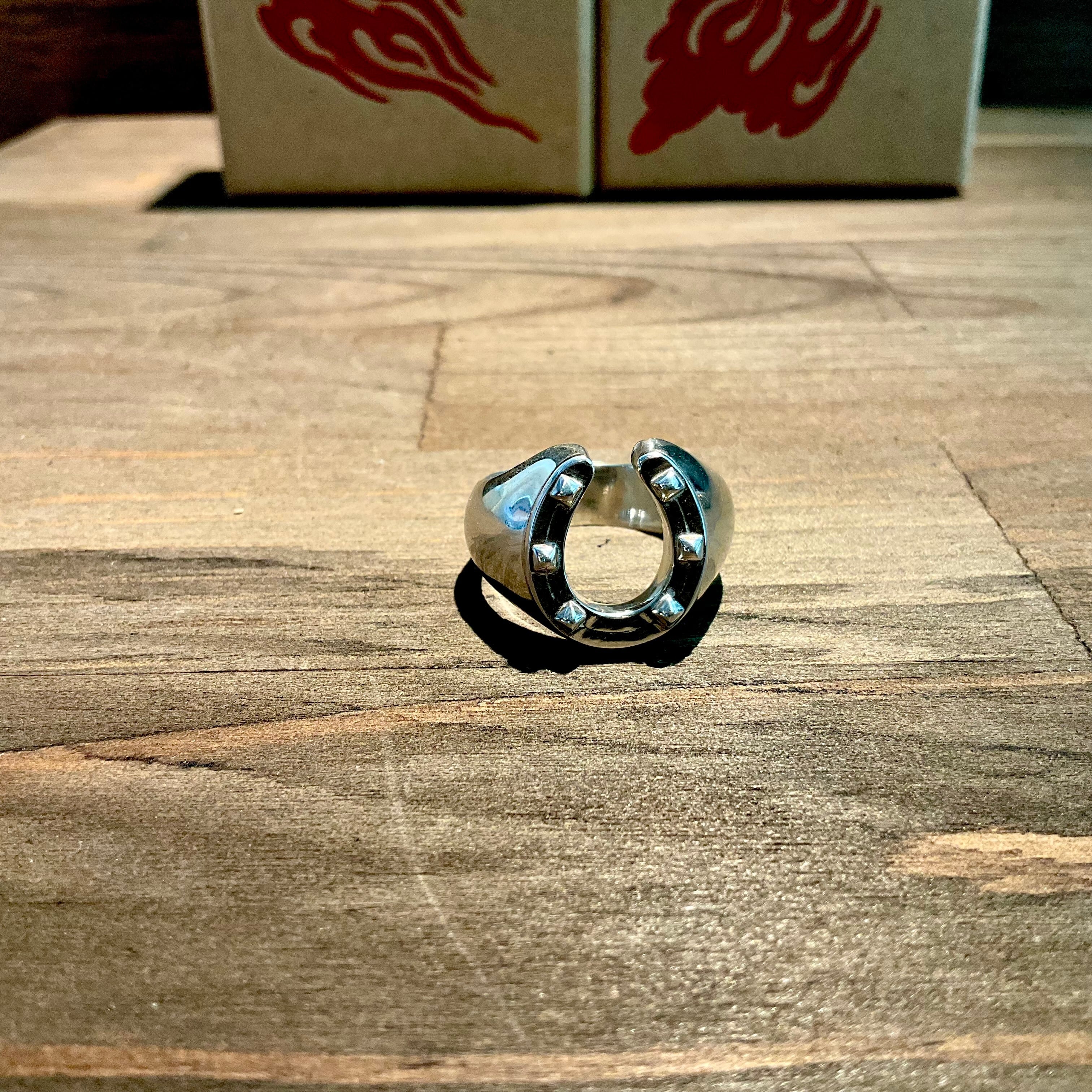 StaceyHareJewellery True Romance Horseshoe Ring 馬蹄リング ホース
