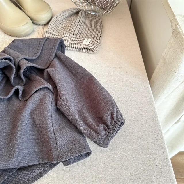 【取寄】3段フリルで存在感抜群なブラウス