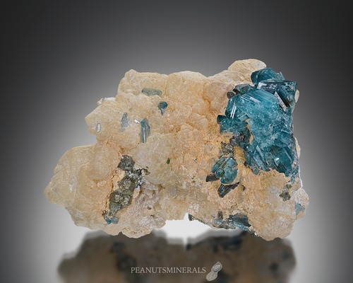 ユークレース / パイライト / カルサイト【Euclase with Pyrite on Calcite】コロンビア産