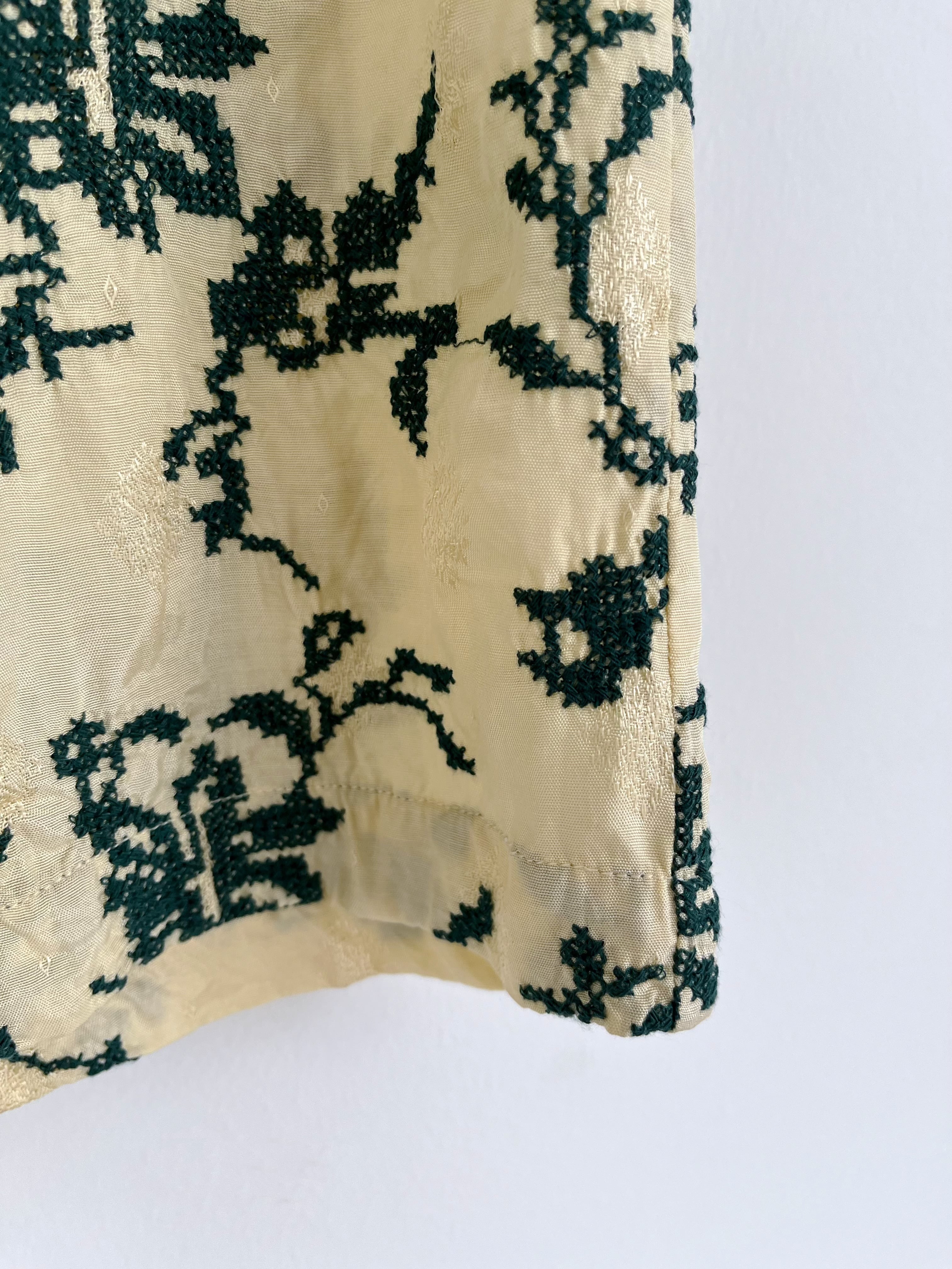 Sara Mallika Rayon Jaquard Flower All Over Embridery Pants | KOKO