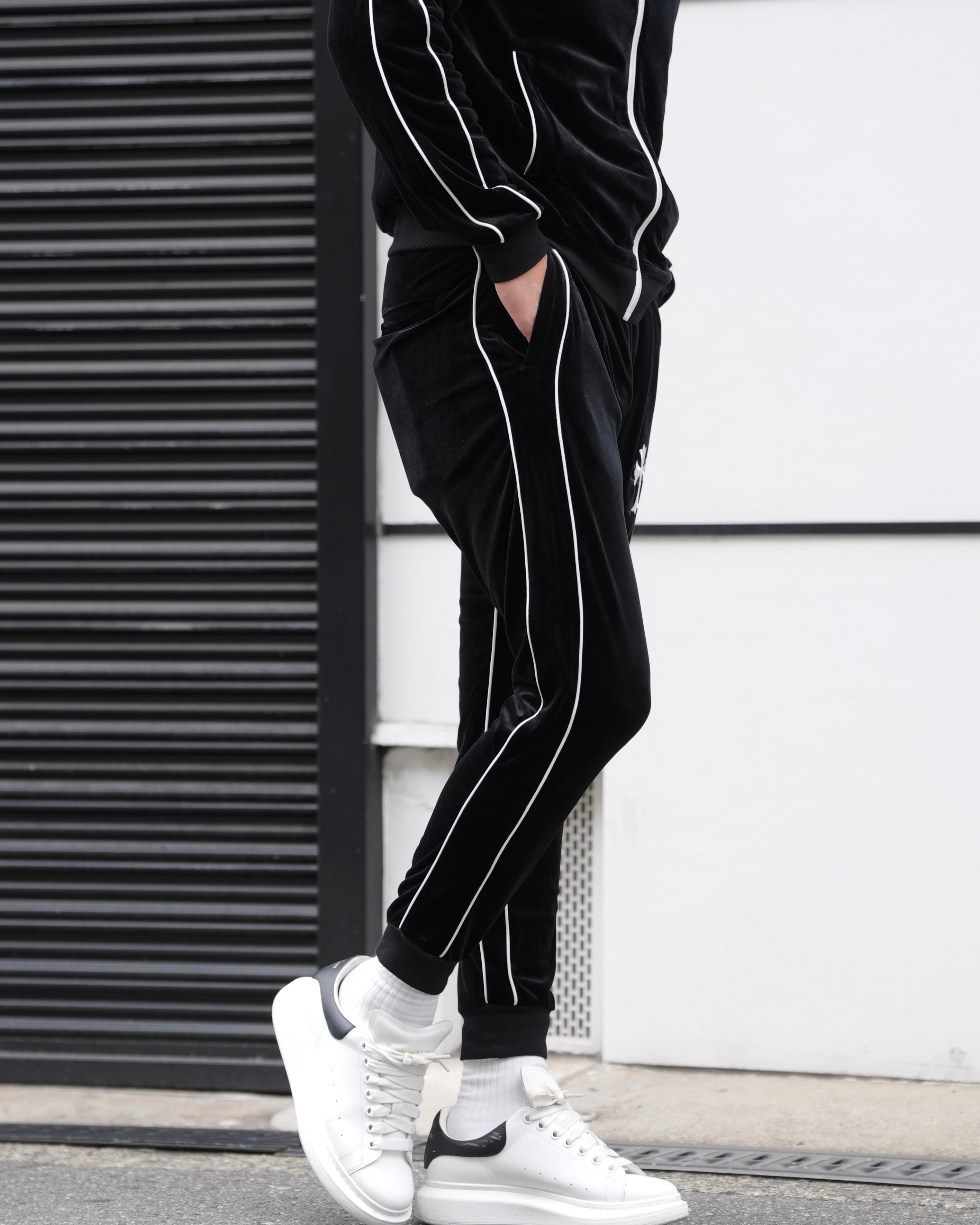 CROSS ZIP SWEAT PANTS BLACK【BB25018】 | BELINDA OFFICIAL