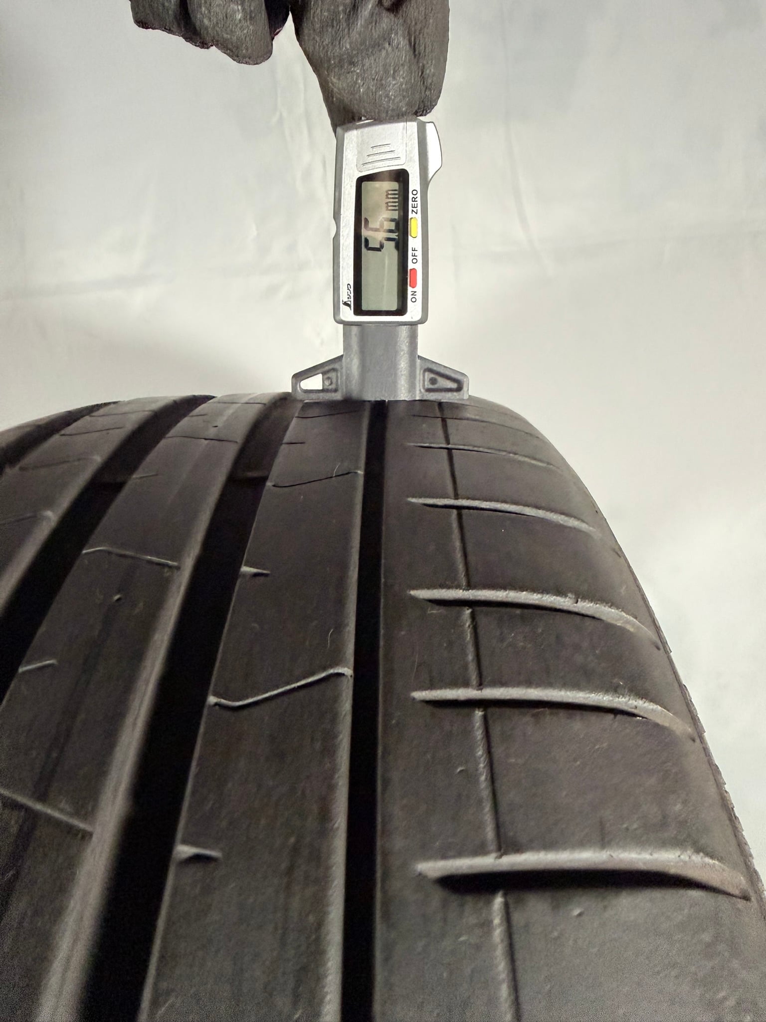 235/50R19 99W PIRELLI P ZERO PZ4 ピレリ ピーゼロ PZ4 4本セット