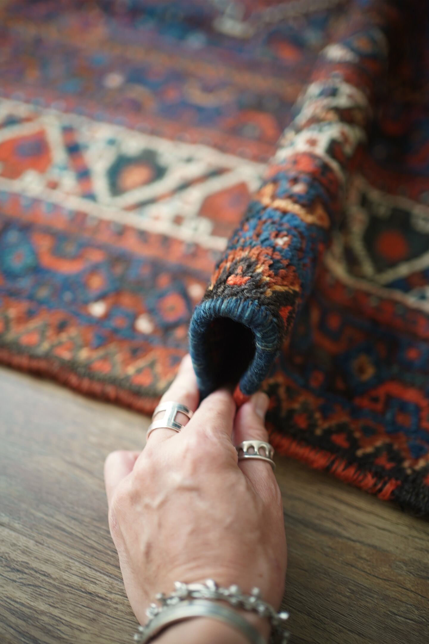 666】Semi Antique Persian Khamseh rug 1940's | ヴィンテージラグ