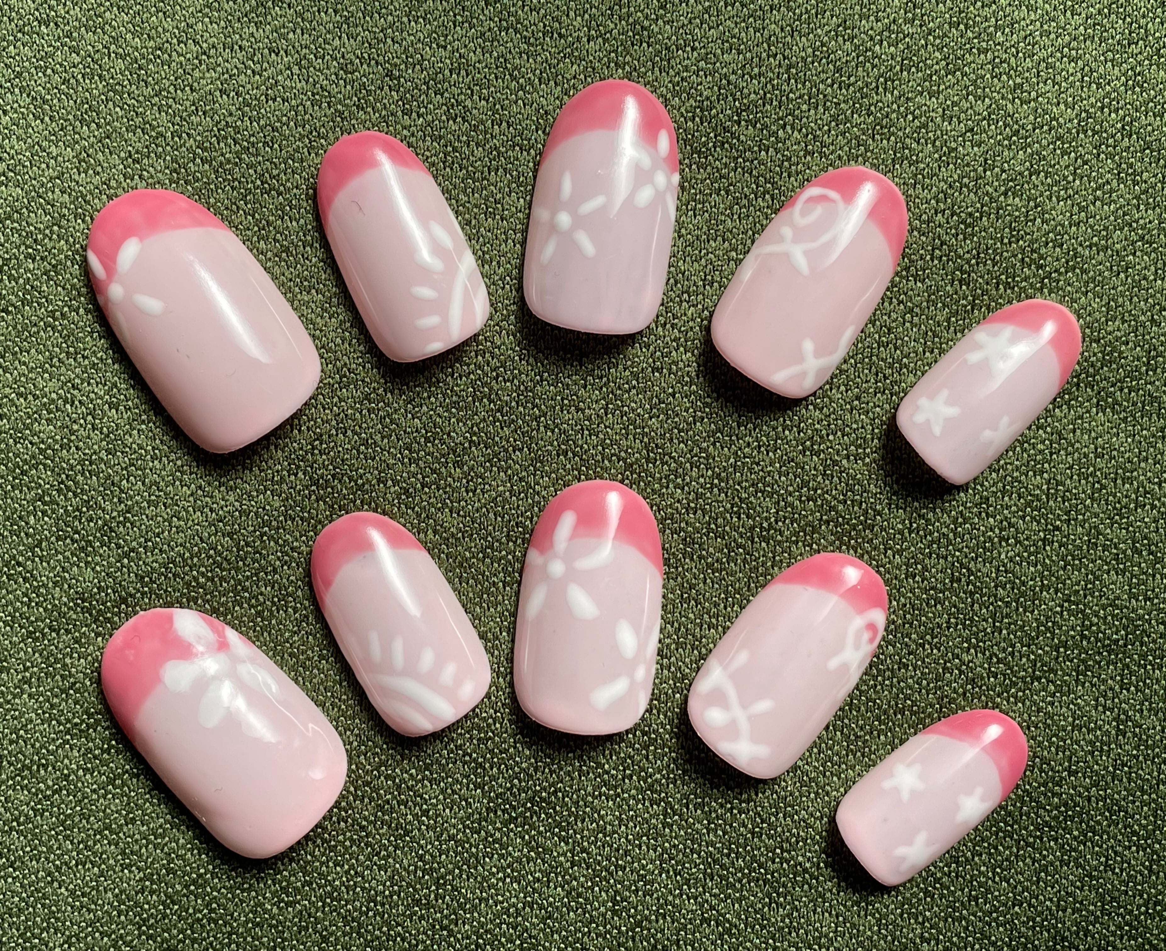 オーダーメイド ネイルチップ 春ネイル ニュアンスネイル 桜 | もも 