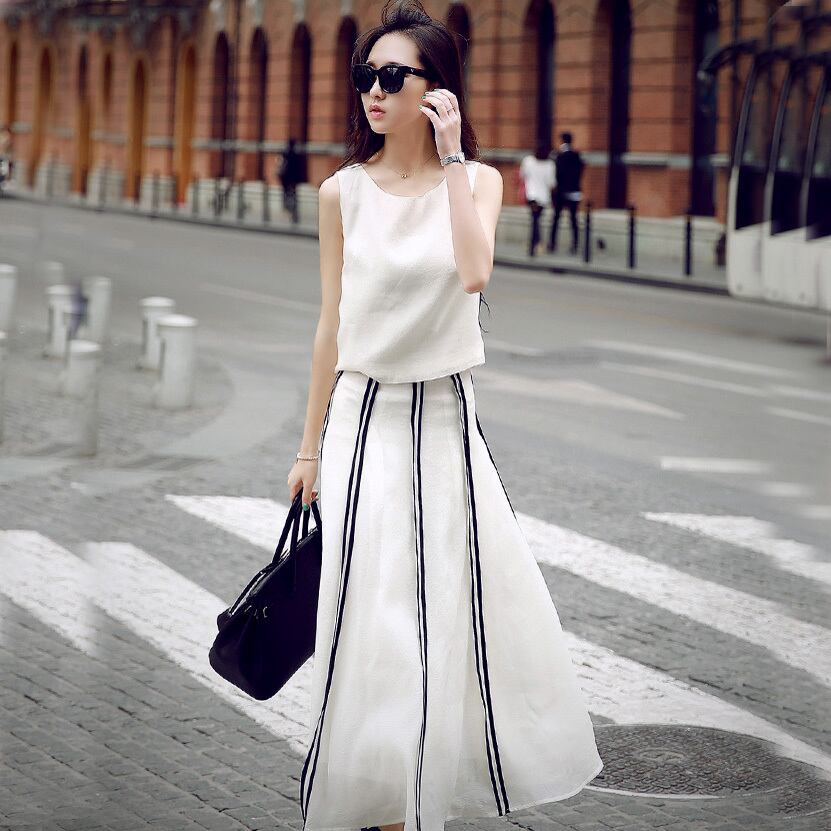 キレイ系ホワイトコーデ♪ストライプスカート+トップス2点セット