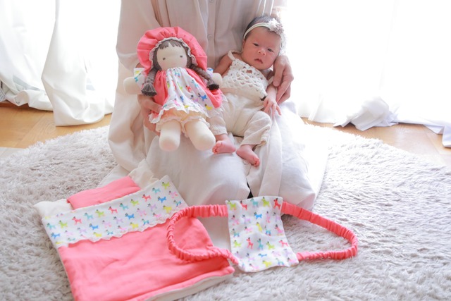 お世話遊び用ギフトセット（着せ替え用の追加お洋服１枚入り）※人形本体は含まれません。