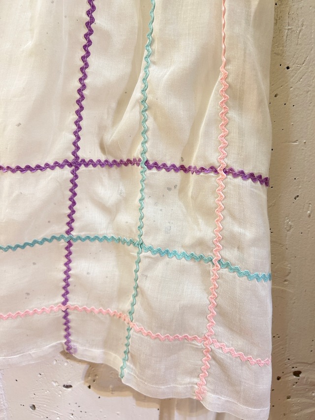 vintage pastel rickrack tape white apron