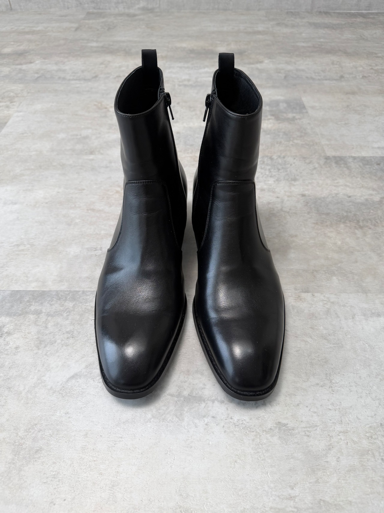 Smooth Side Zip Boots