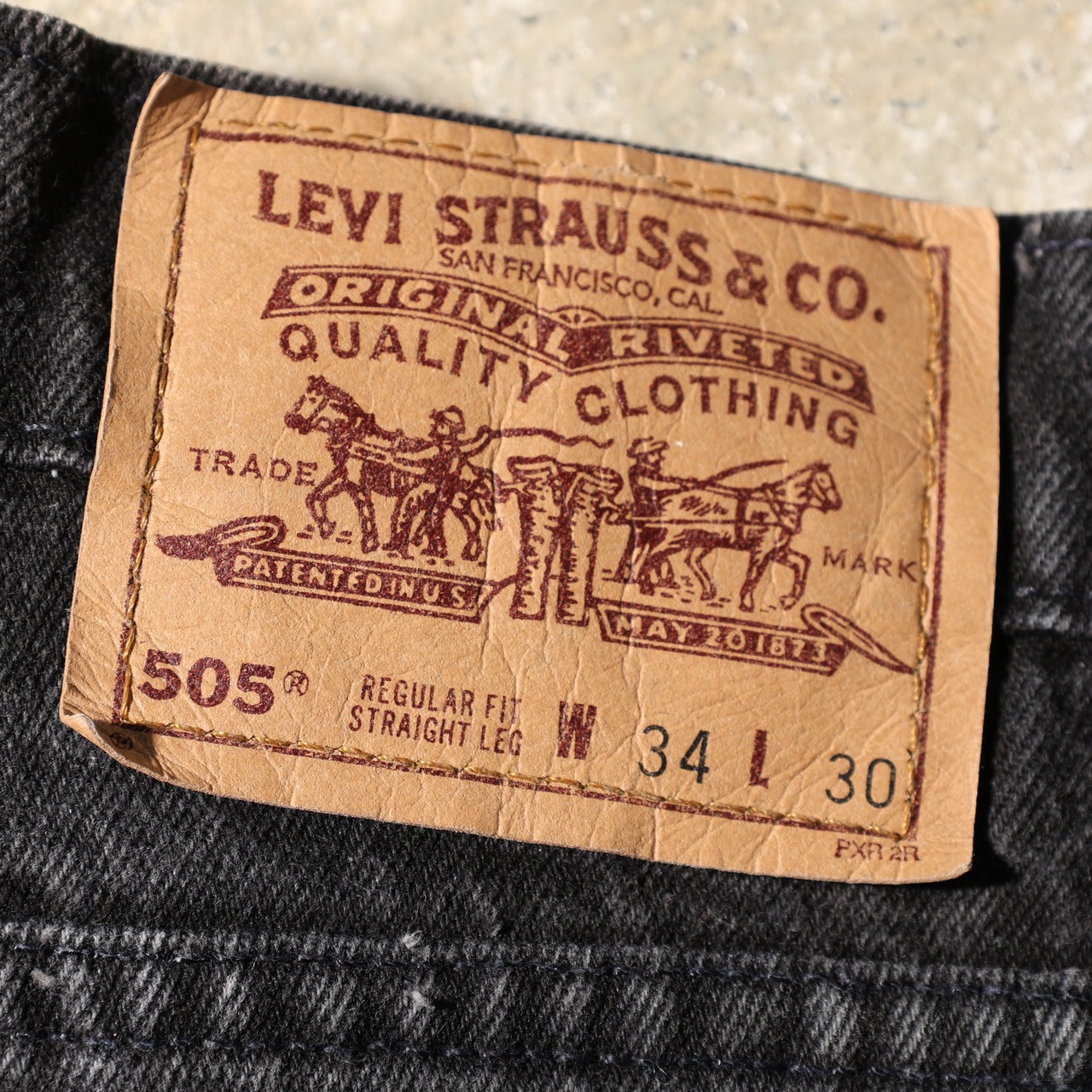 美品 34×30 USA 95年 オレンジタブ Levi’s 505 サルファブラック デニムパンツ