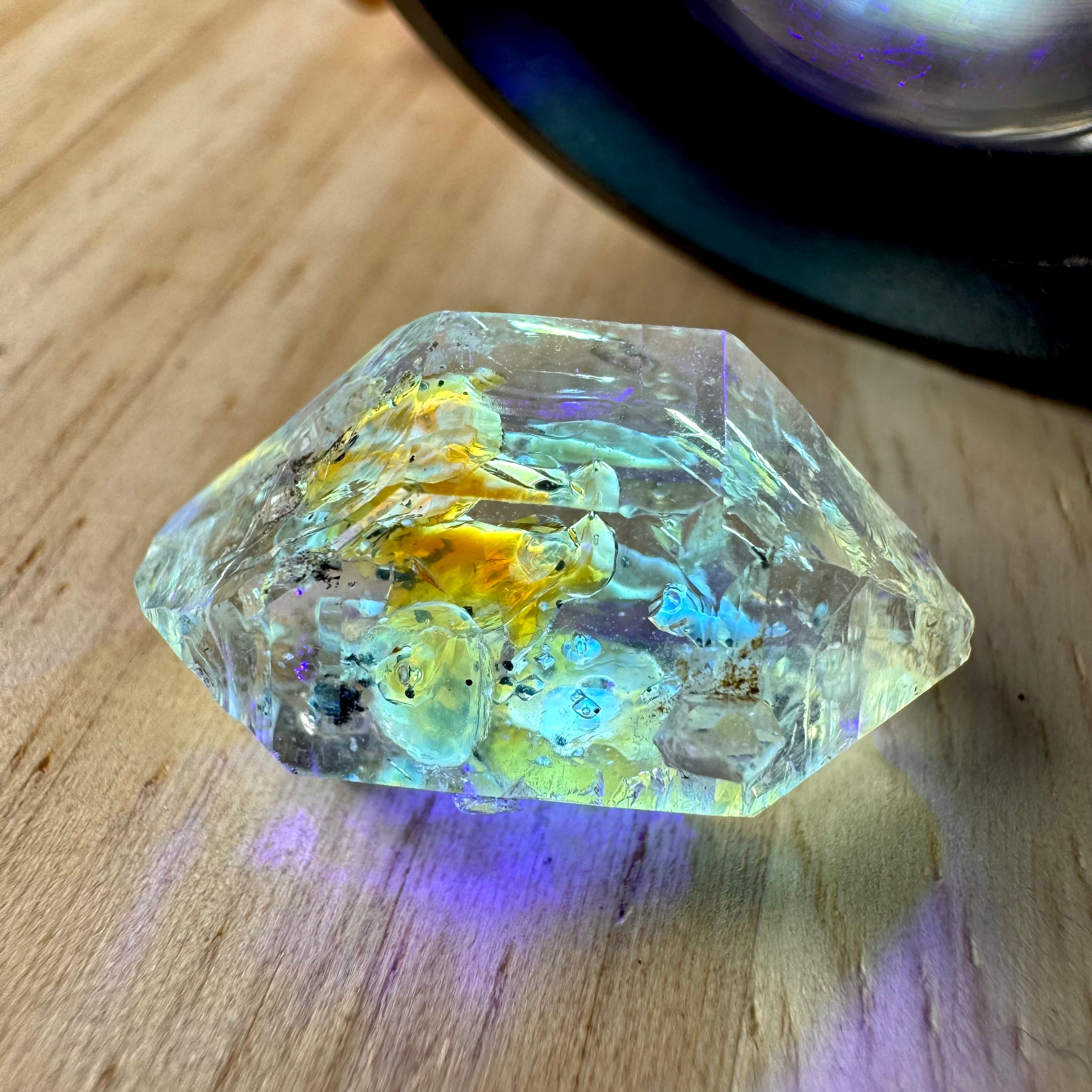 no.19 貫入 オイルインクォーツ 約16.8ct 穴無し