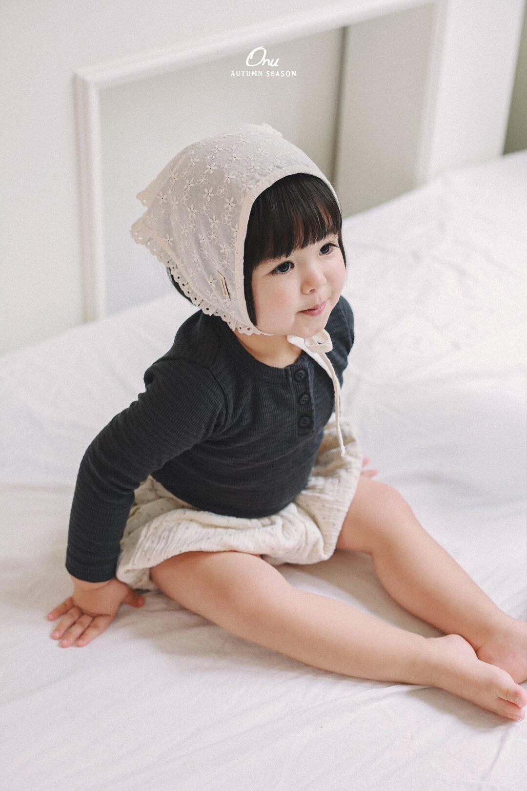 送料無料【予約】/ クラッカーボタンTシャツ / ONU