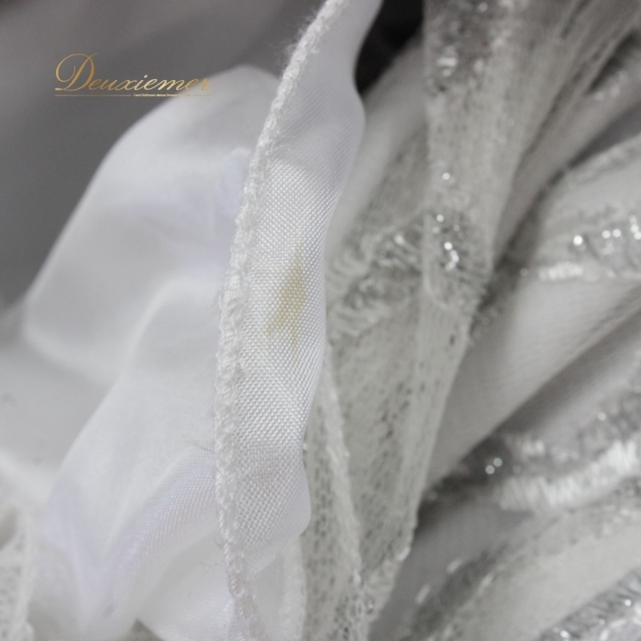 社交ダンス 衣装 スタンダード ドレス ワンピース パーティドレス Leirena レイリーナ シルバー系 ホワイト系 白 レース ステージ衣装 長袖 ボリューム エレガント チョーカー 伸縮性 ステージ パフォーマンス ダンス衣装 フォーマル コスチューム 結婚式 レースアップ 高級感 レディース おしゃれ パーティー 体型カバー おそろい