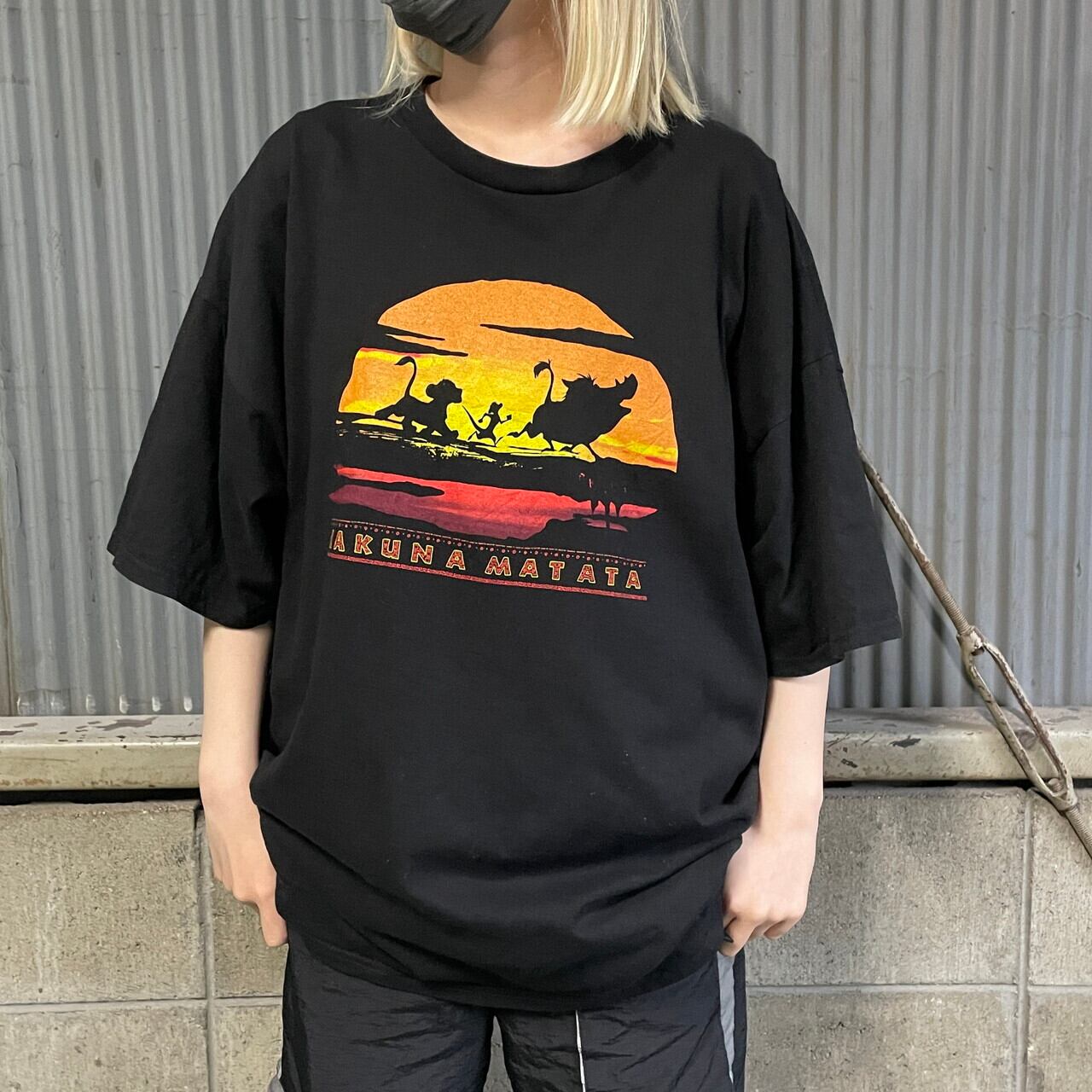 ディズニー ライオンキング Tシャツ 黒 ラナ USA輸入 y4606e