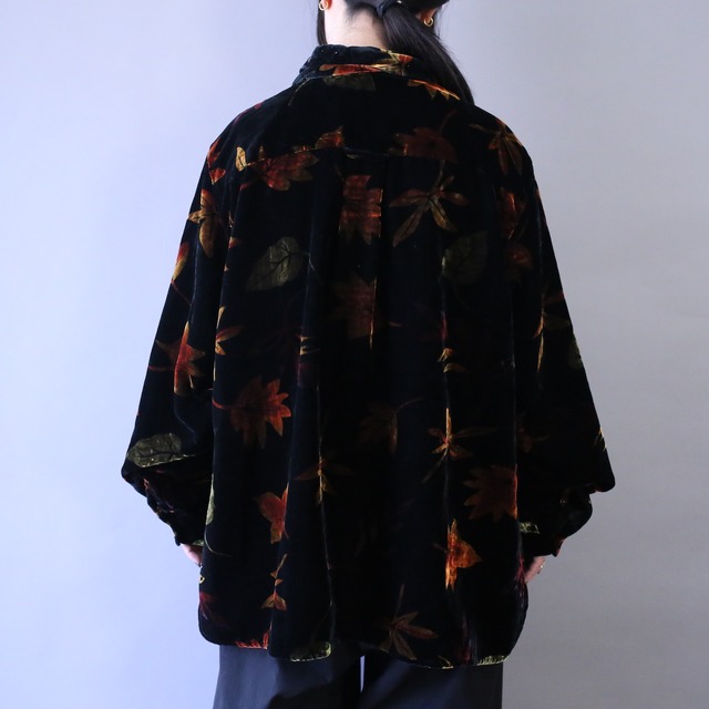 beautiful leaf pattern over silhouette velours shirt