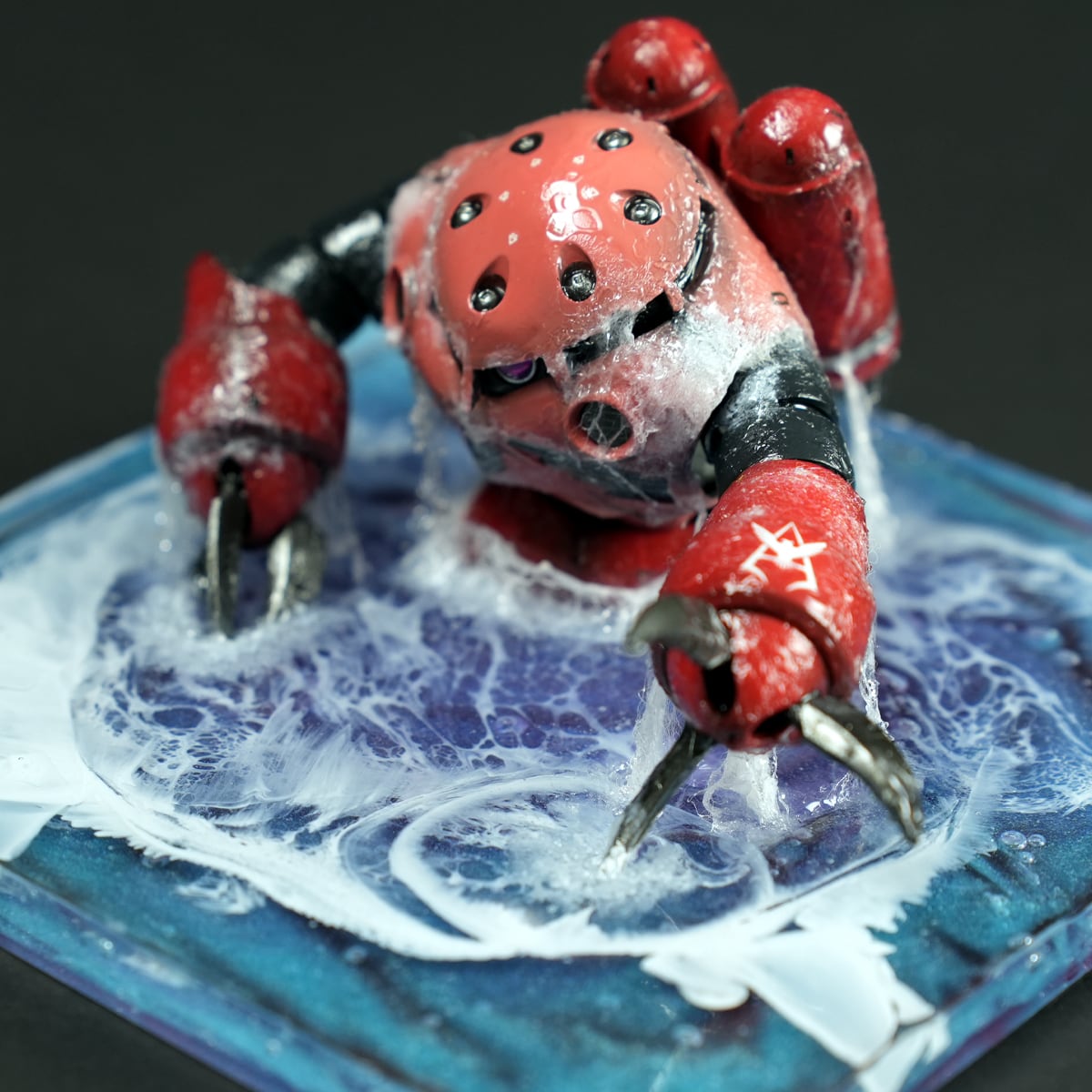HG 1/144 シャア専用ズゴック 海ジオラマレジンアート 完成品 アクリル