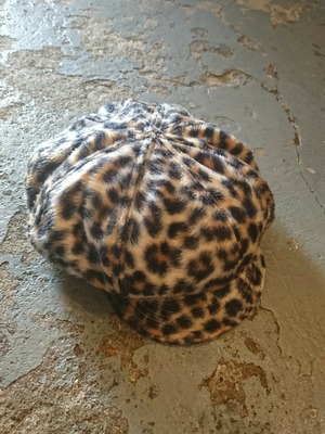 BAA COSTUME MFG."BIG APPLE CASQUETE" Leopard