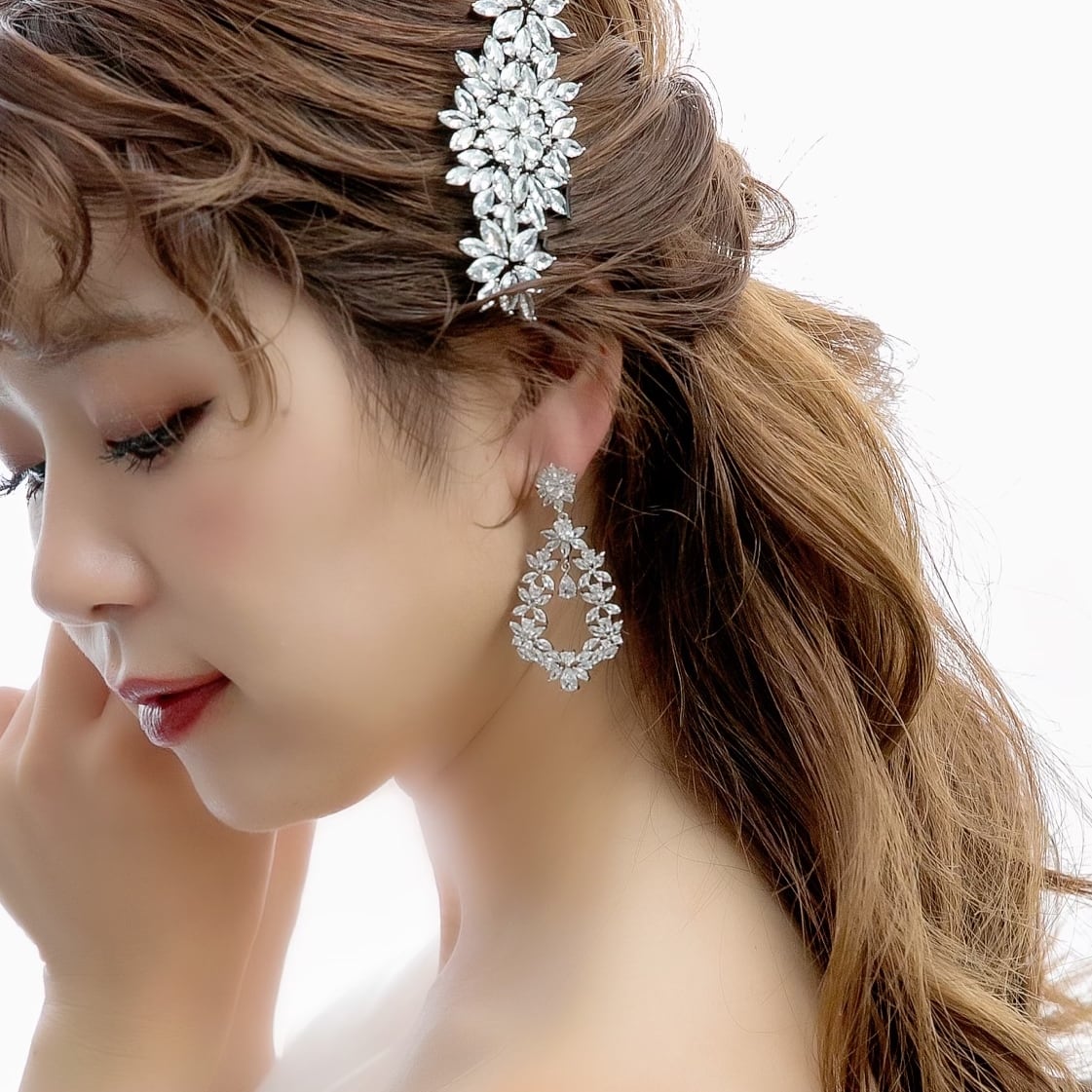 E-008 ウェディング アクセサリー【キュービックジルコニア フラワー リースピアス(or イヤリングより選択)】 ブライダル