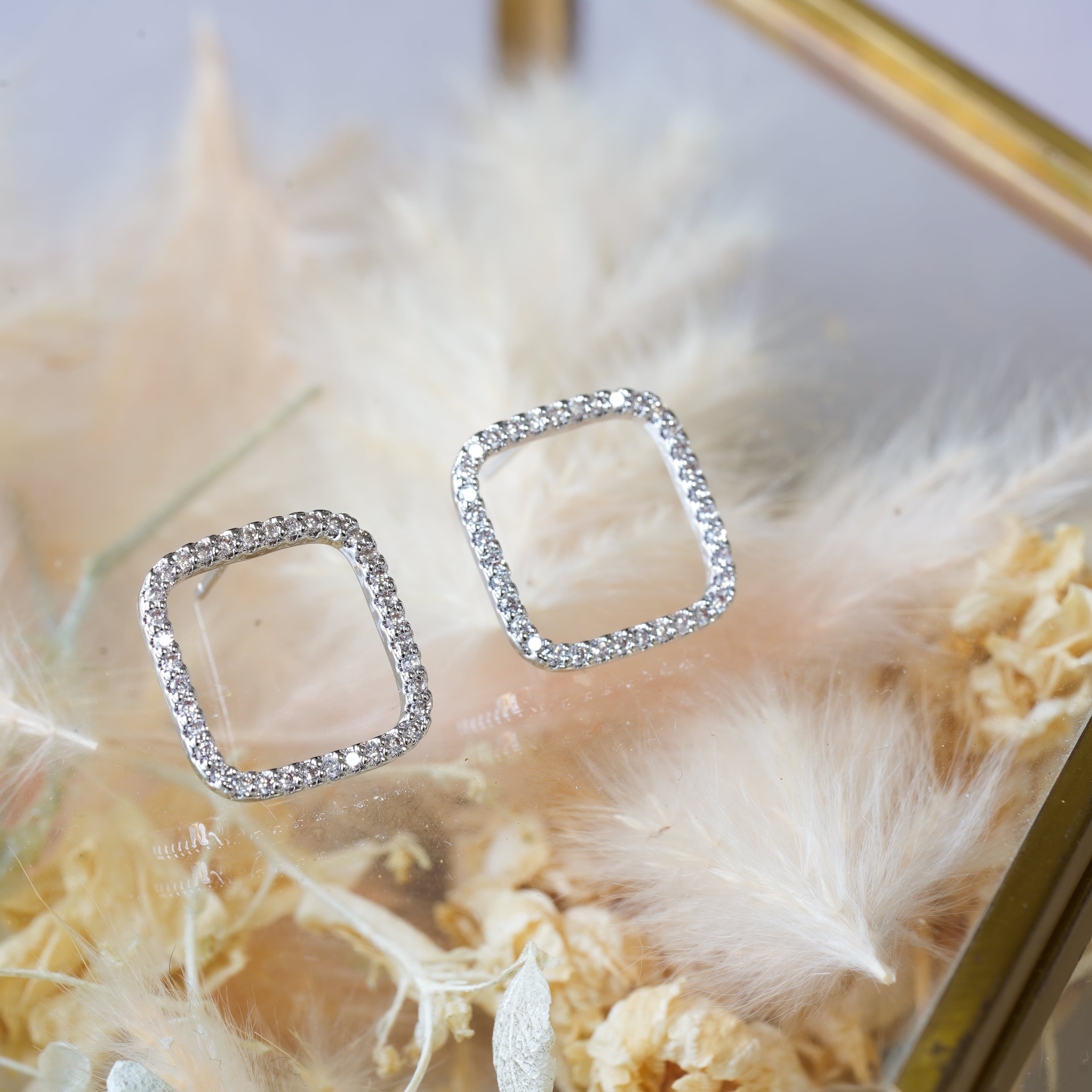 スクエアピアス＆イヤリング | FLoS